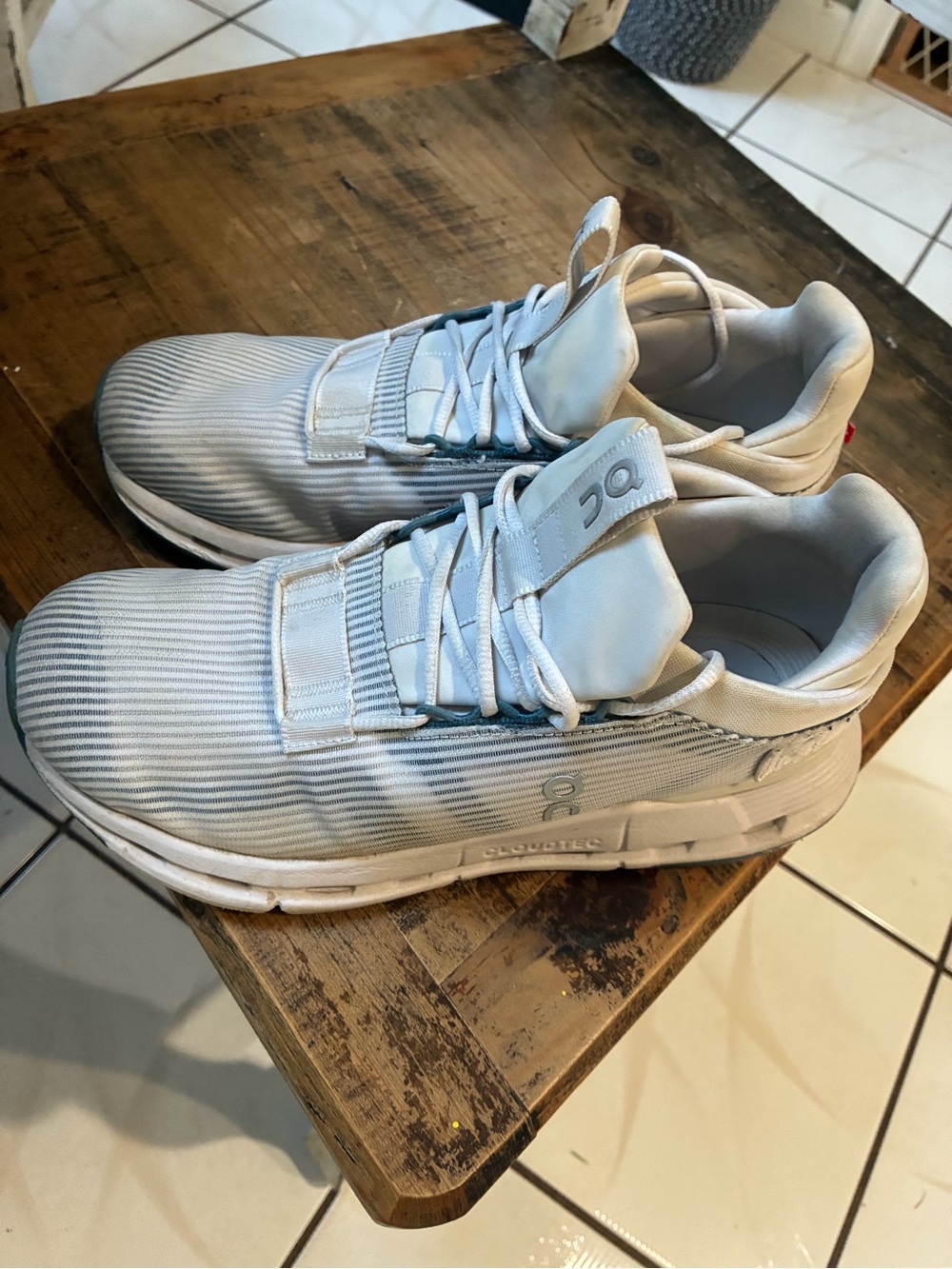 On Running cloud tec Sneakers